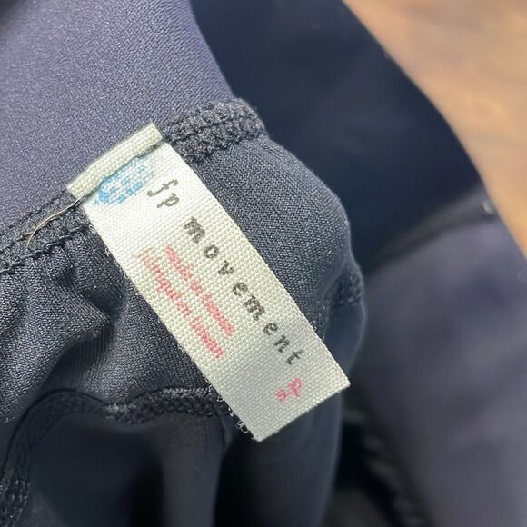 Free People Movement Black High Fives Jogger Pants Size Small - Picture 8 of 10